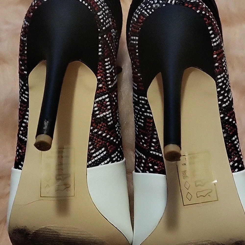 Bootie Peep Toe Unique Pattern - Picture 6 of 6